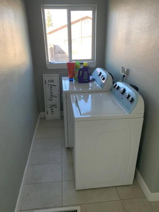 Stylish Basement Studio In Central El Paso - Very Spacious エクステリア 写真